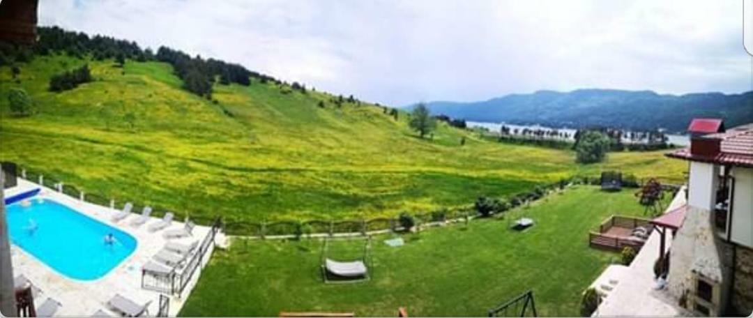 Къщи За Гости Башеви Sărniţa Exterior foto